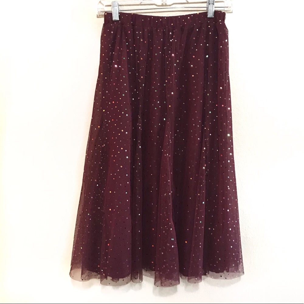 HD in Paris |  Everly Tulle Midi Skirt | Burgundy - Picture 2 of 5
